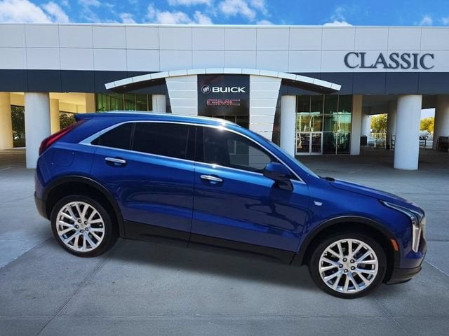 2023 Cadillac XT4 Luxury