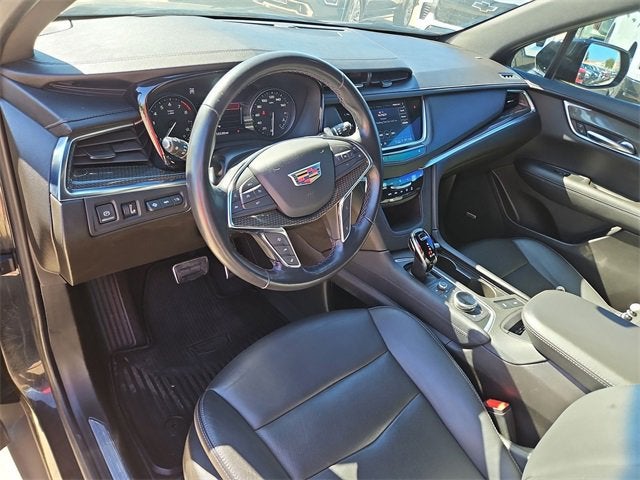 2022 Cadillac XT5 Sport