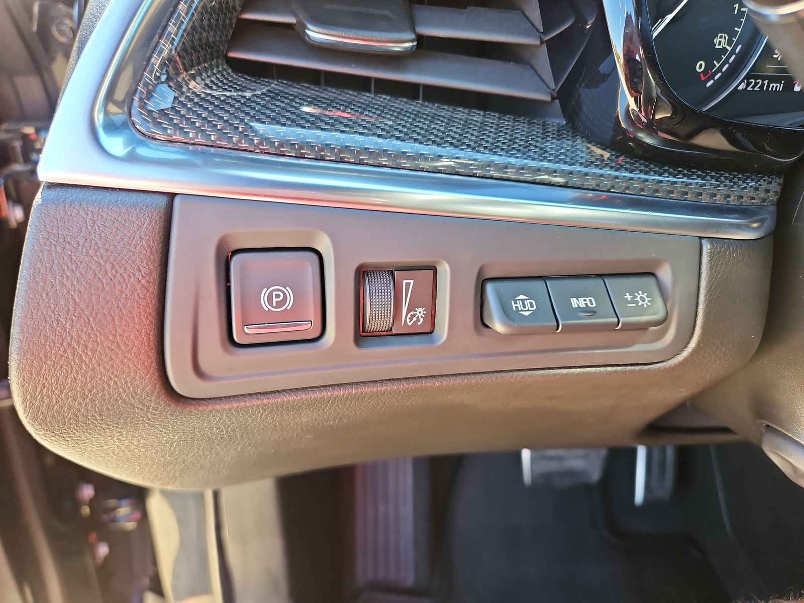 2022 Cadillac XT5 Sport