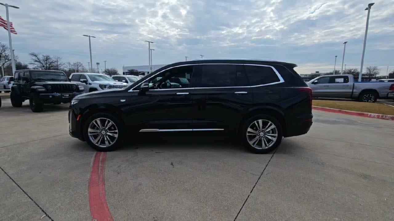2024 Cadillac XT6 Premium Luxury