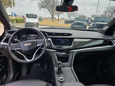 2024 Cadillac XT6 Premium Luxury
