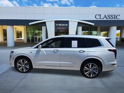 2022 Cadillac XT6 Premium Luxury