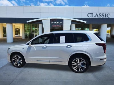 2022 Cadillac XT6 Premium Luxury