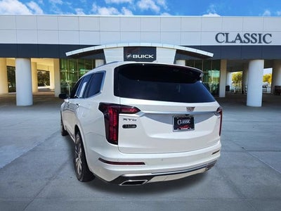 2022 Cadillac XT6 Premium Luxury