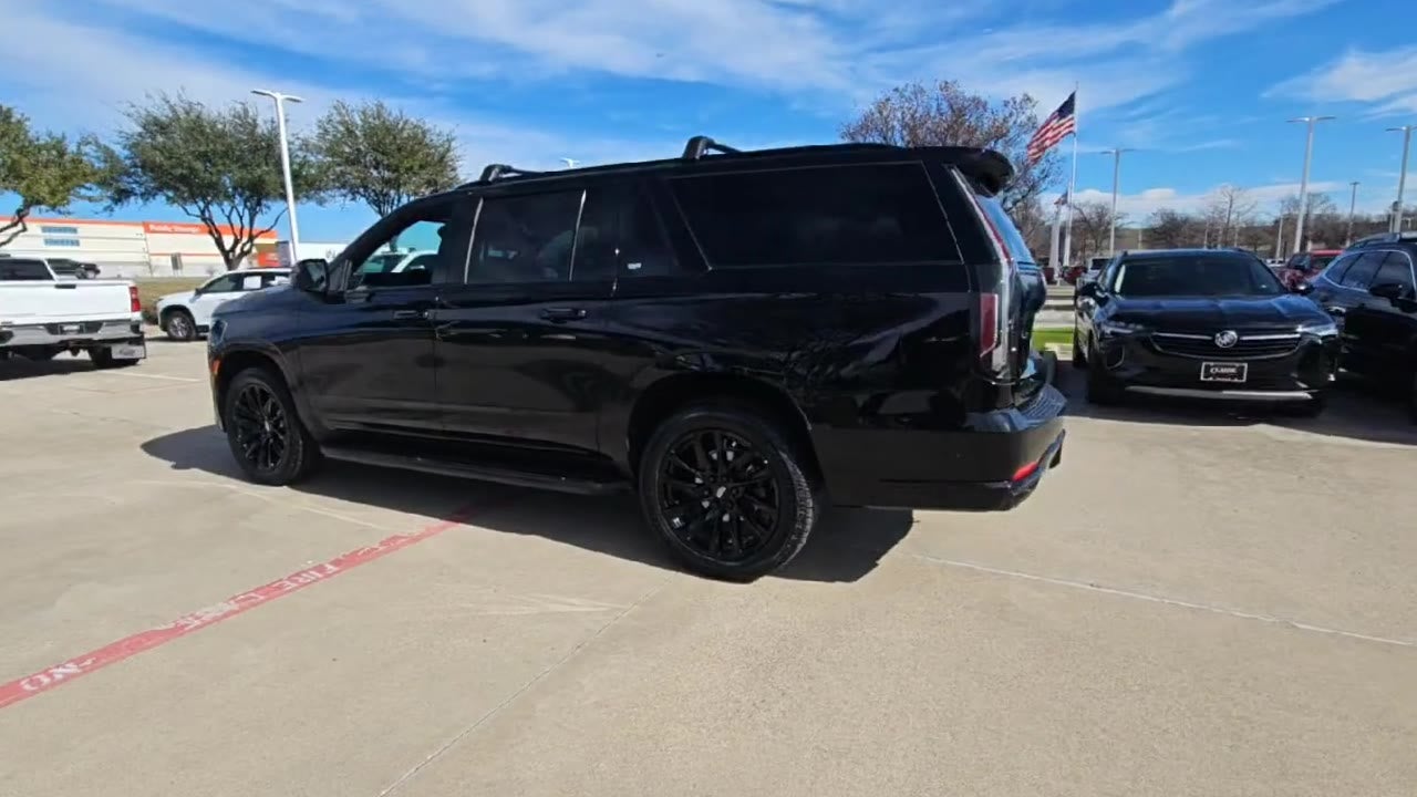 2022 Cadillac Escalade ESV Sport