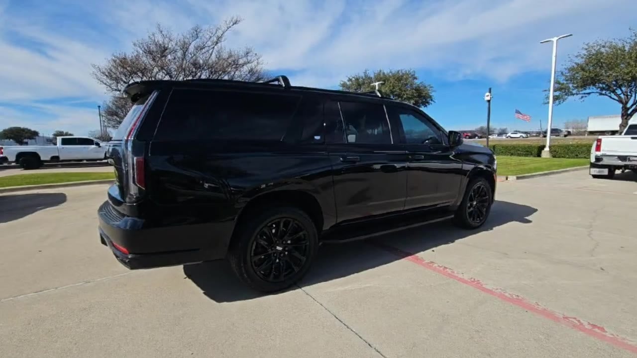 2022 Cadillac Escalade ESV Sport