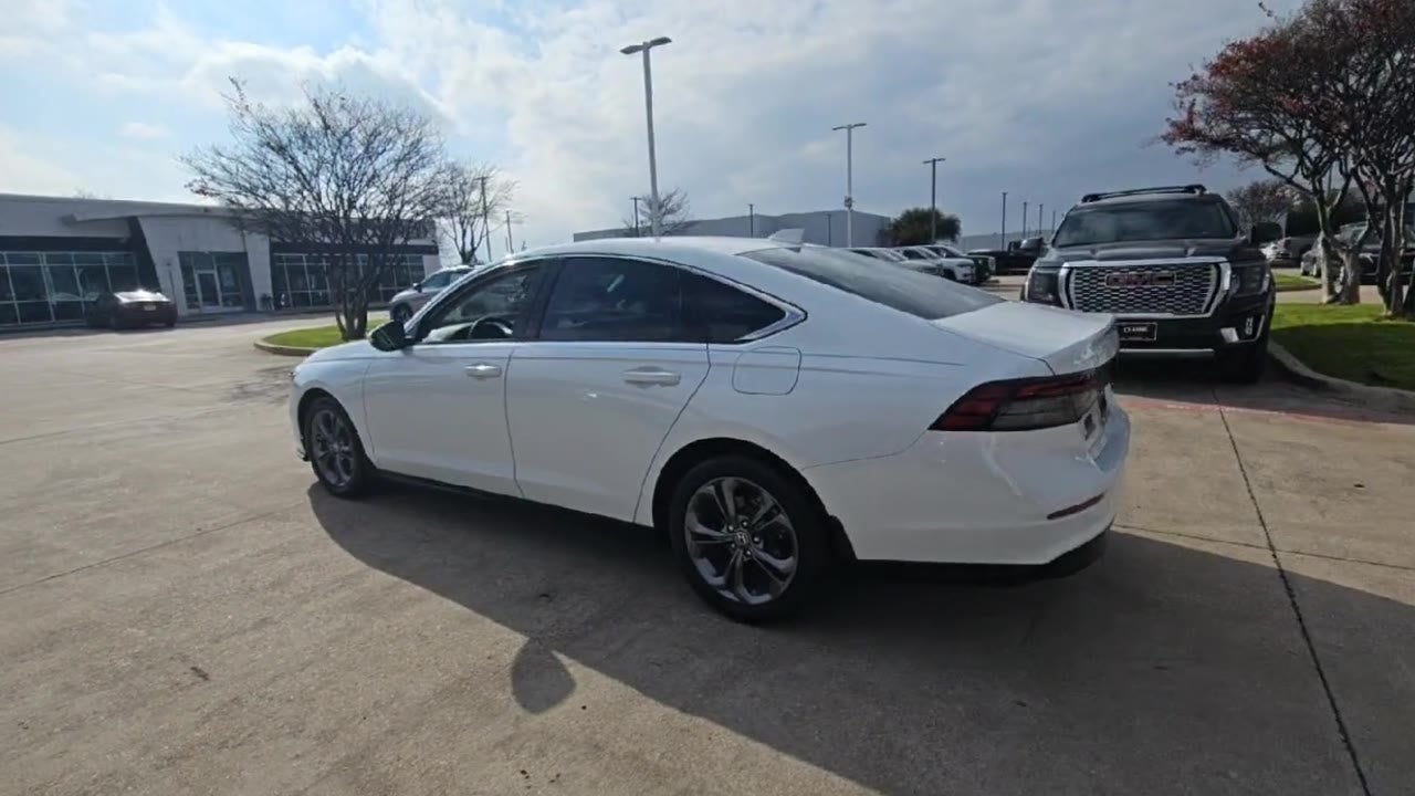 2024 Honda Accord Sedan EX