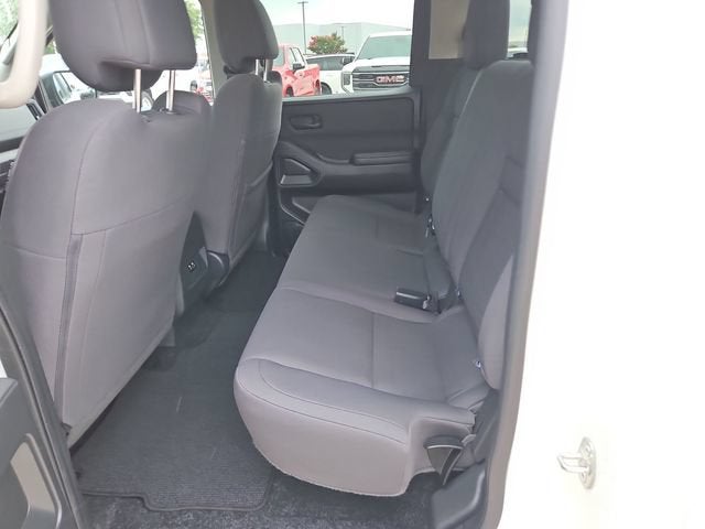 2025 Nissan Frontier Crew Cab S 4x2