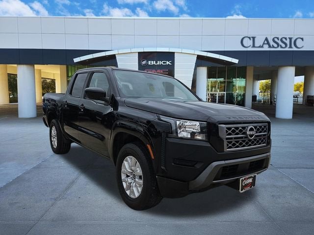 2022 Nissan Frontier Crew Cab SV 4x2