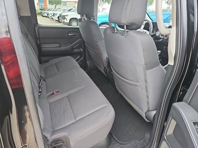2022 Nissan Frontier Crew Cab SV 4x2