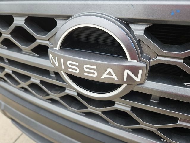 2022 Nissan Frontier Crew Cab SV 4x2