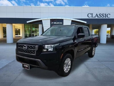 2022 Nissan Frontier Crew Cab SV 4x2