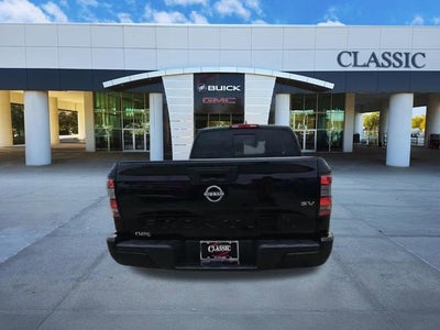 2022 Nissan Frontier Crew Cab SV 4x2