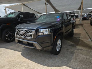 2022 Nissan Frontier Crew Cab SV 4x2