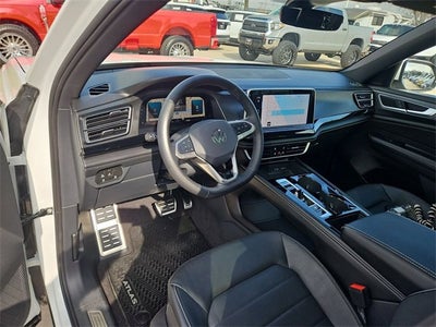 2024 Volkswagen Atlas Cross Sport 2.0T SEL R-Line