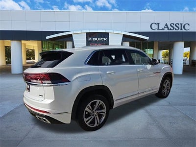 2024 Volkswagen Atlas Cross Sport 2.0T SEL R-Line
