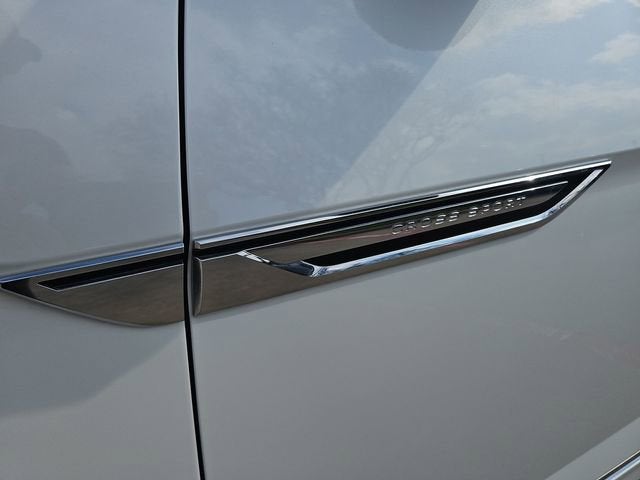 2024 Volkswagen Atlas Cross Sport 2.0T SEL R-Line