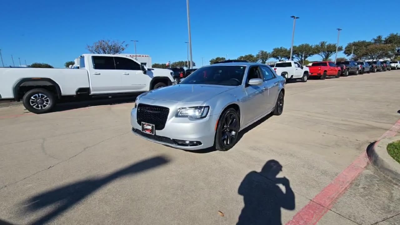 2023 Chrysler 300 300S