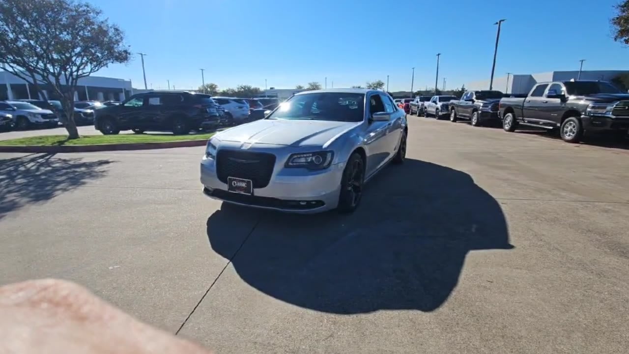 2023 Chrysler 300 300S