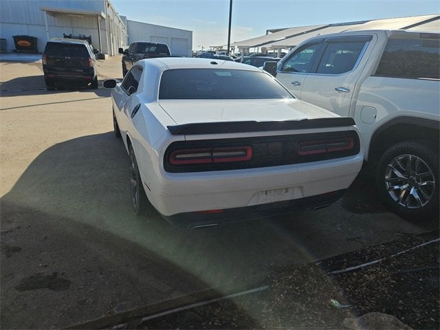2020 Dodge Challenger SXT