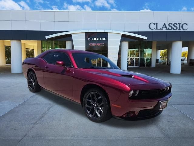 2022 Dodge Challenger SXT