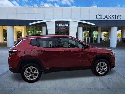 2025 Jeep Compass Latitude
