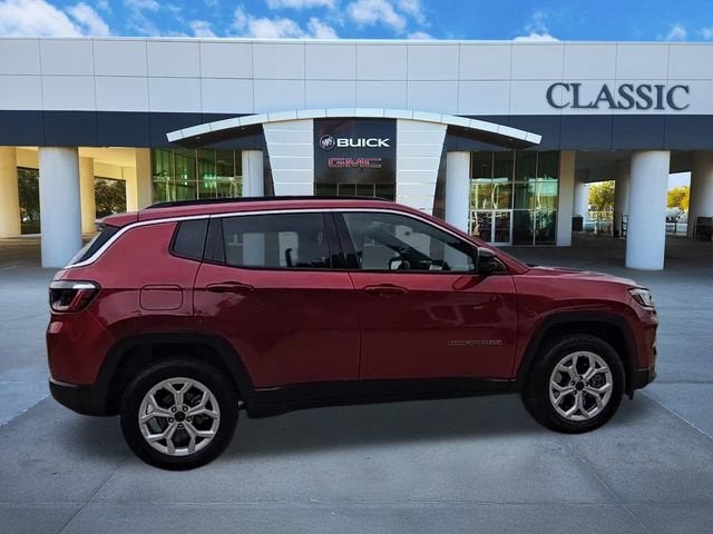 2025 Jeep Compass Latitude