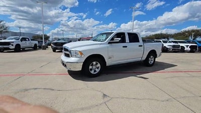 2022 RAM 1500 Classic Tradesman Crew Cab 4x4 5'7" Box