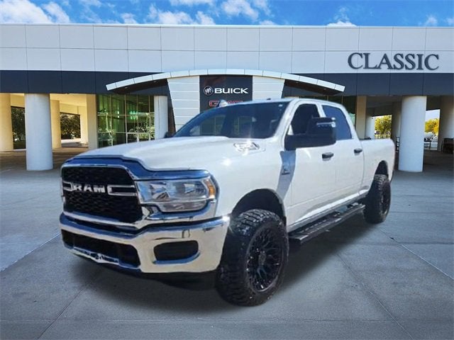 2024 RAM 2500 Tradesman Crew Cab 4x4 6'4" Box