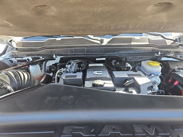 2024 RAM 2500 Tradesman Crew Cab 4x4 6'4" Box