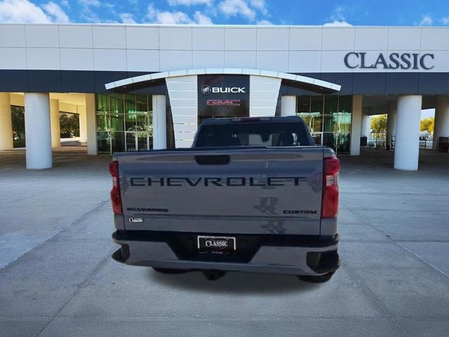 2025 Chevrolet Silverado 1500 Custom