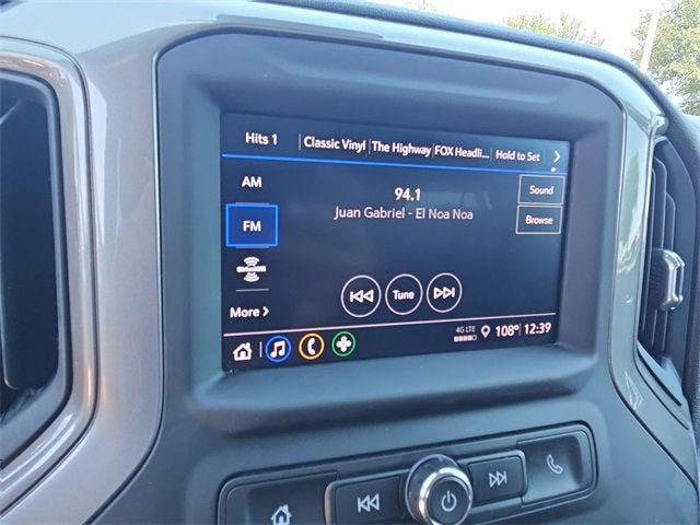 2023 Chevrolet Silverado 1500 Custom