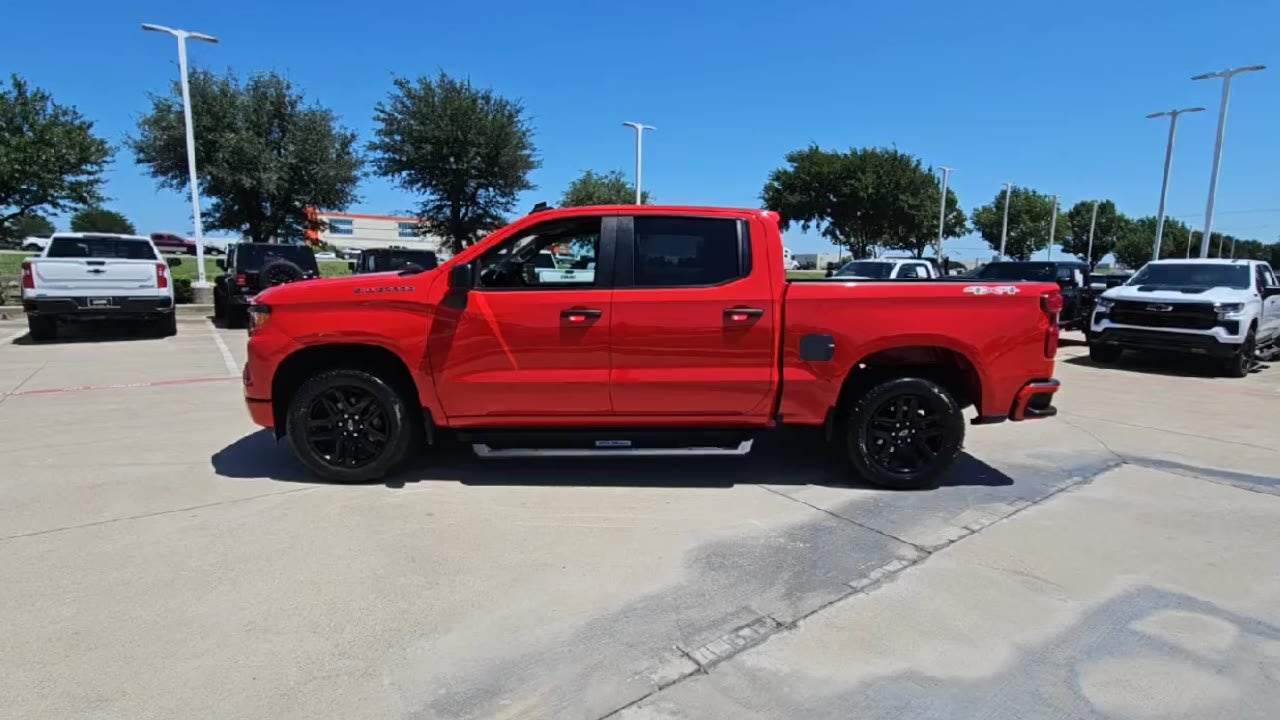 2023 Chevrolet Silverado 1500 Custom
