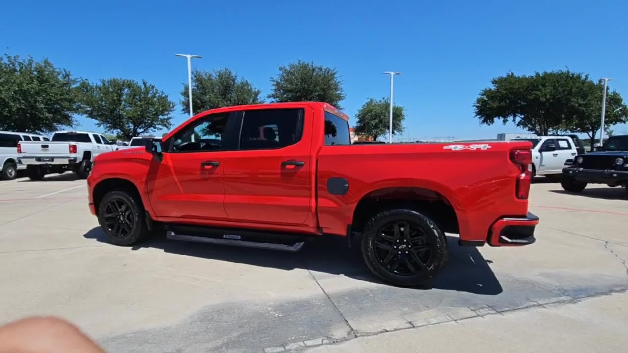 2023 Chevrolet Silverado 1500 Custom