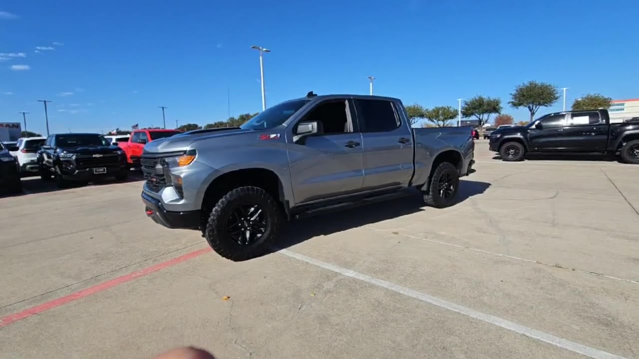 2023 Chevrolet Silverado 1500 Custom Trail Boss