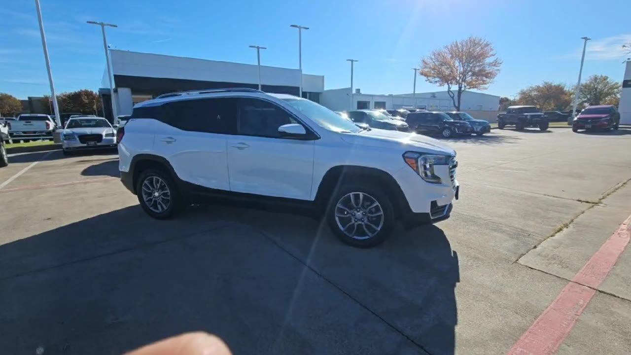 2024 GMC Terrain SLT