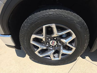 2024 GMC Sierra 1500 SLT