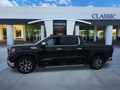 2022 GMC Sierra 1500 SLT
