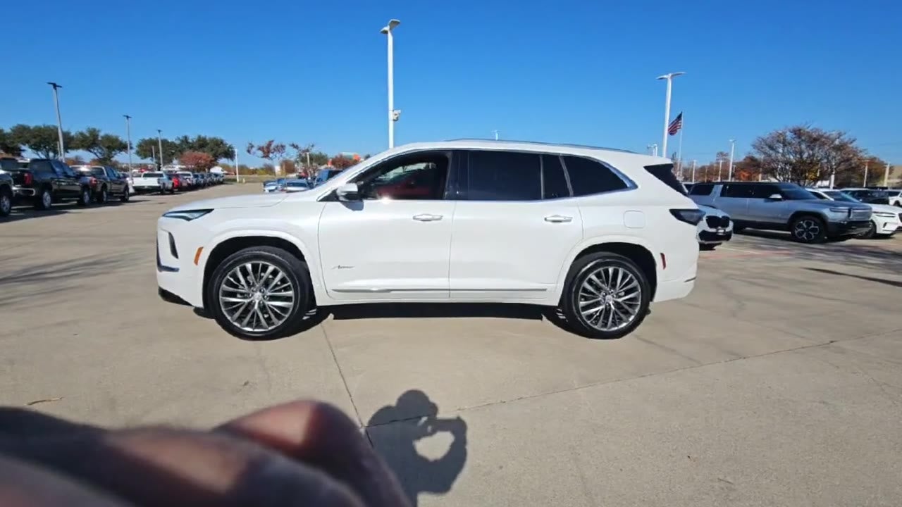 2025 Buick Enclave Avenir