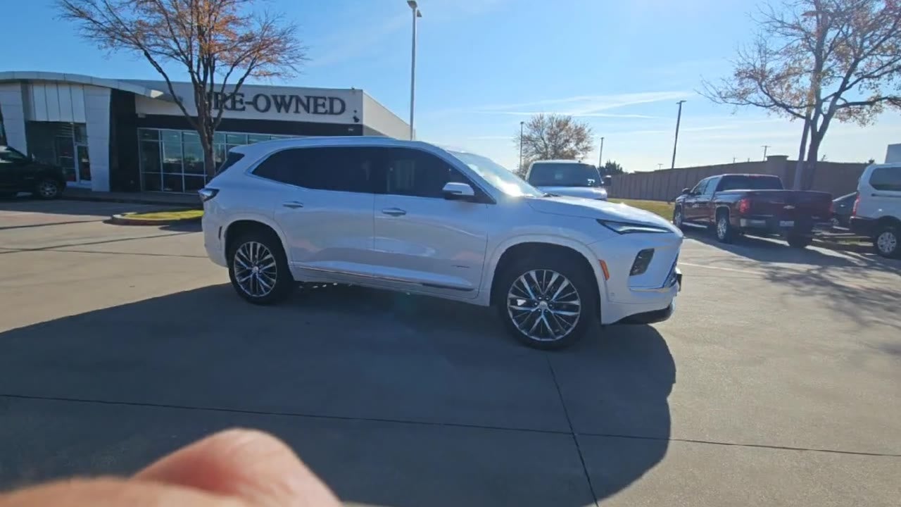 2025 Buick Enclave Avenir