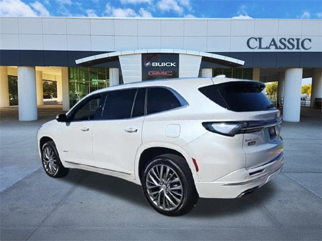 2025 Buick Enclave Avenir