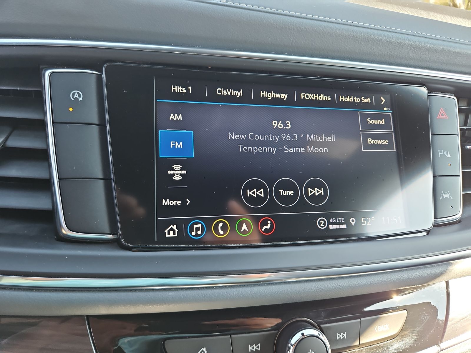 2024 Buick Enclave Premium