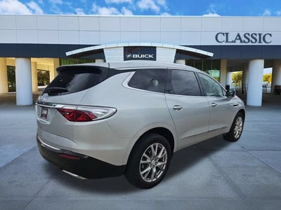 2022 Buick Enclave Premium