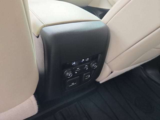 2022 Buick Enclave Avenir