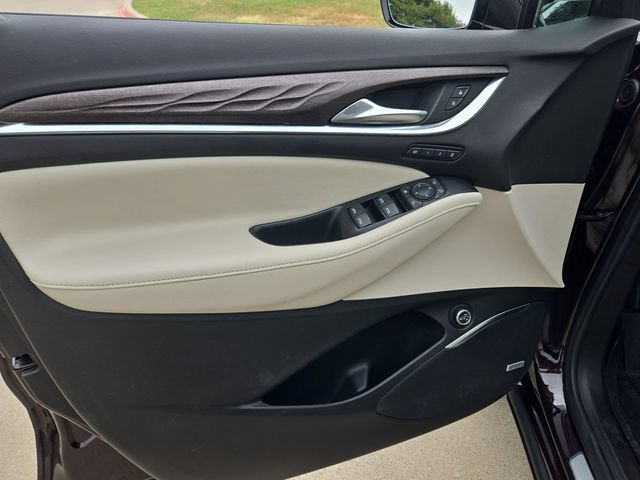 2022 Buick Enclave Avenir