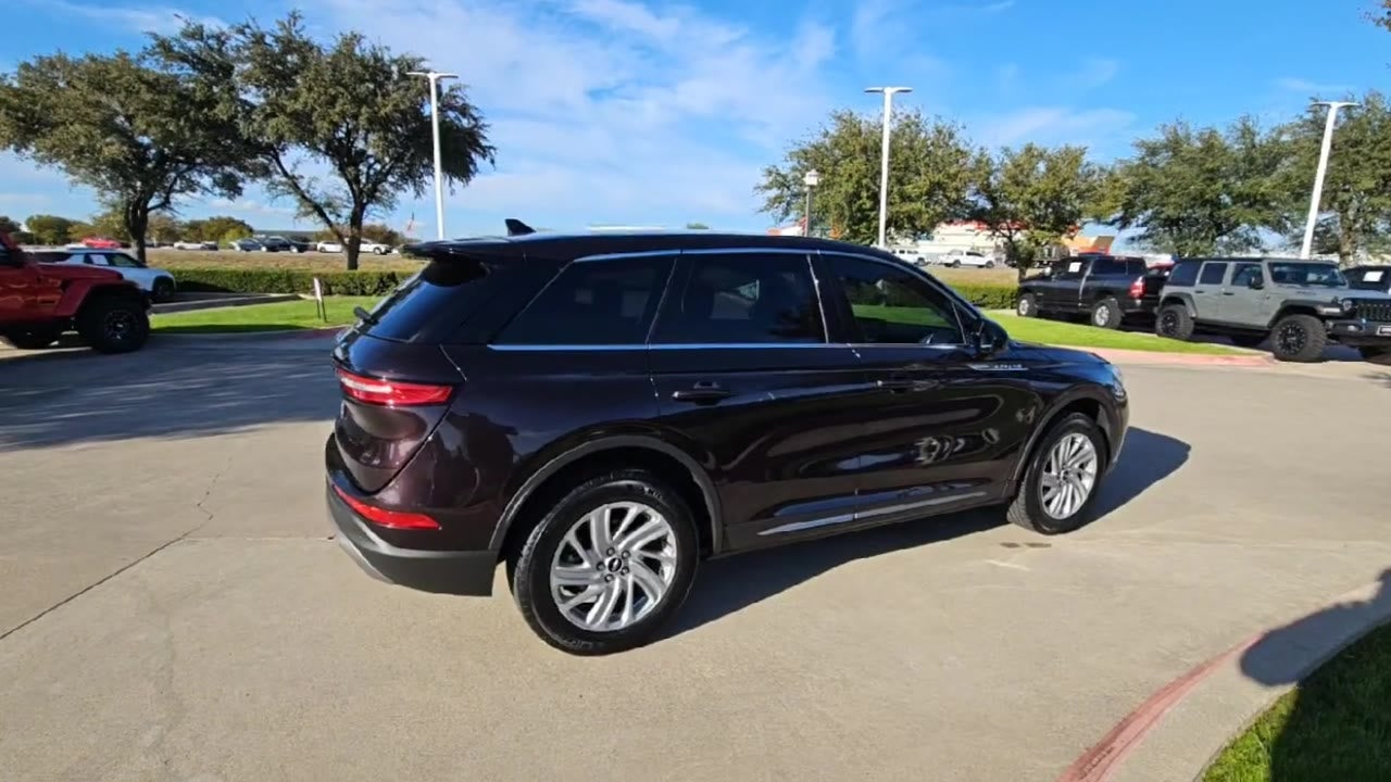 2023 Lincoln Corsair Standard