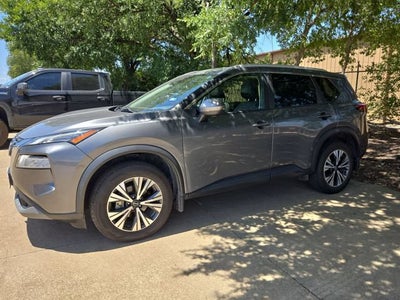 2022 Nissan Rogue SV FWD