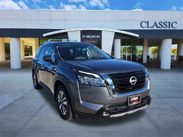 2023 Nissan Pathfinder SL FWD