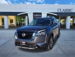 2023 Nissan Pathfinder SL FWD