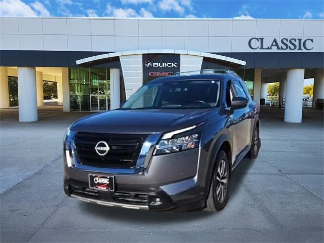 2023 Nissan Pathfinder SL FWD